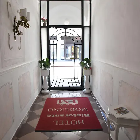 Ξενοδοχείο Antico Moderno Πιομπίνο